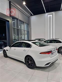 جاكوار XE